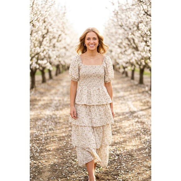 In February Dresses & Skirts - In February Dress Womens L Vanilla Floral Smocked Tiered Maxi Puff Sleeve